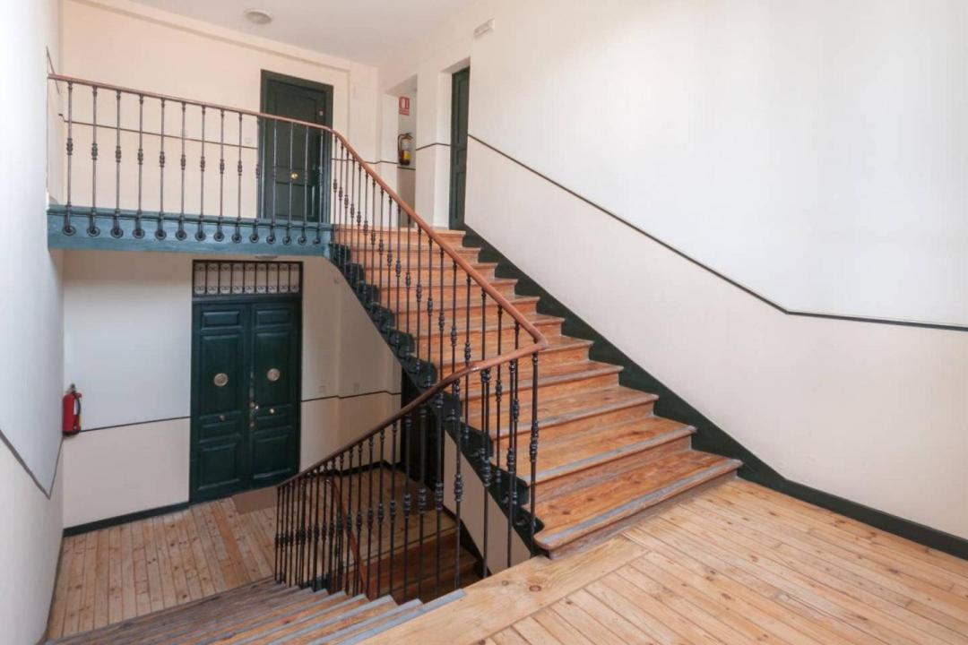 Cozy One-Bedroom Penthhouse La Latina Madrid Kültér fotó